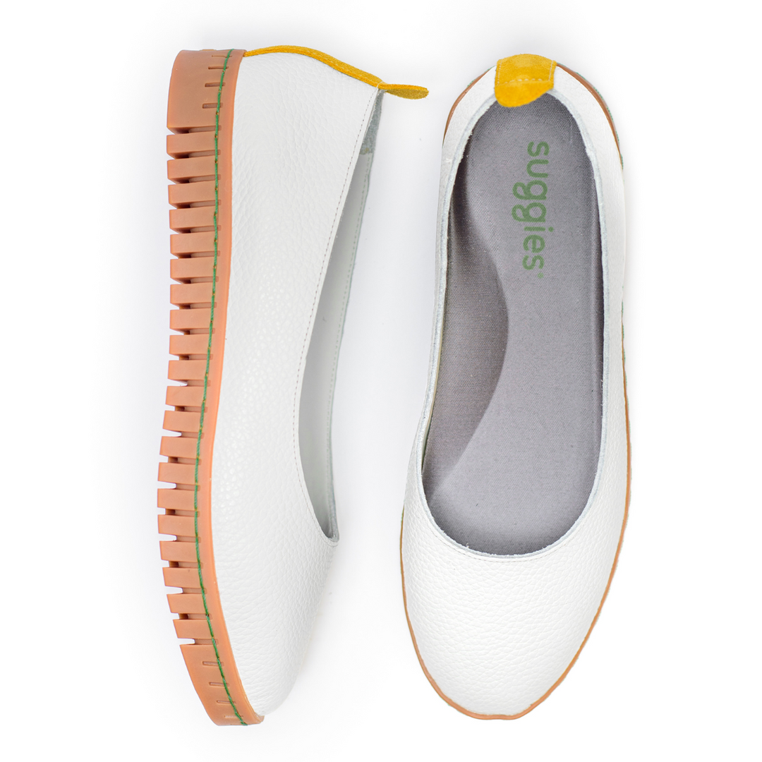 フラットシューズ SUICOKE Woman Flat shoes White OGINJ03 CHL SUGGIES-CUSHY-WHITE-